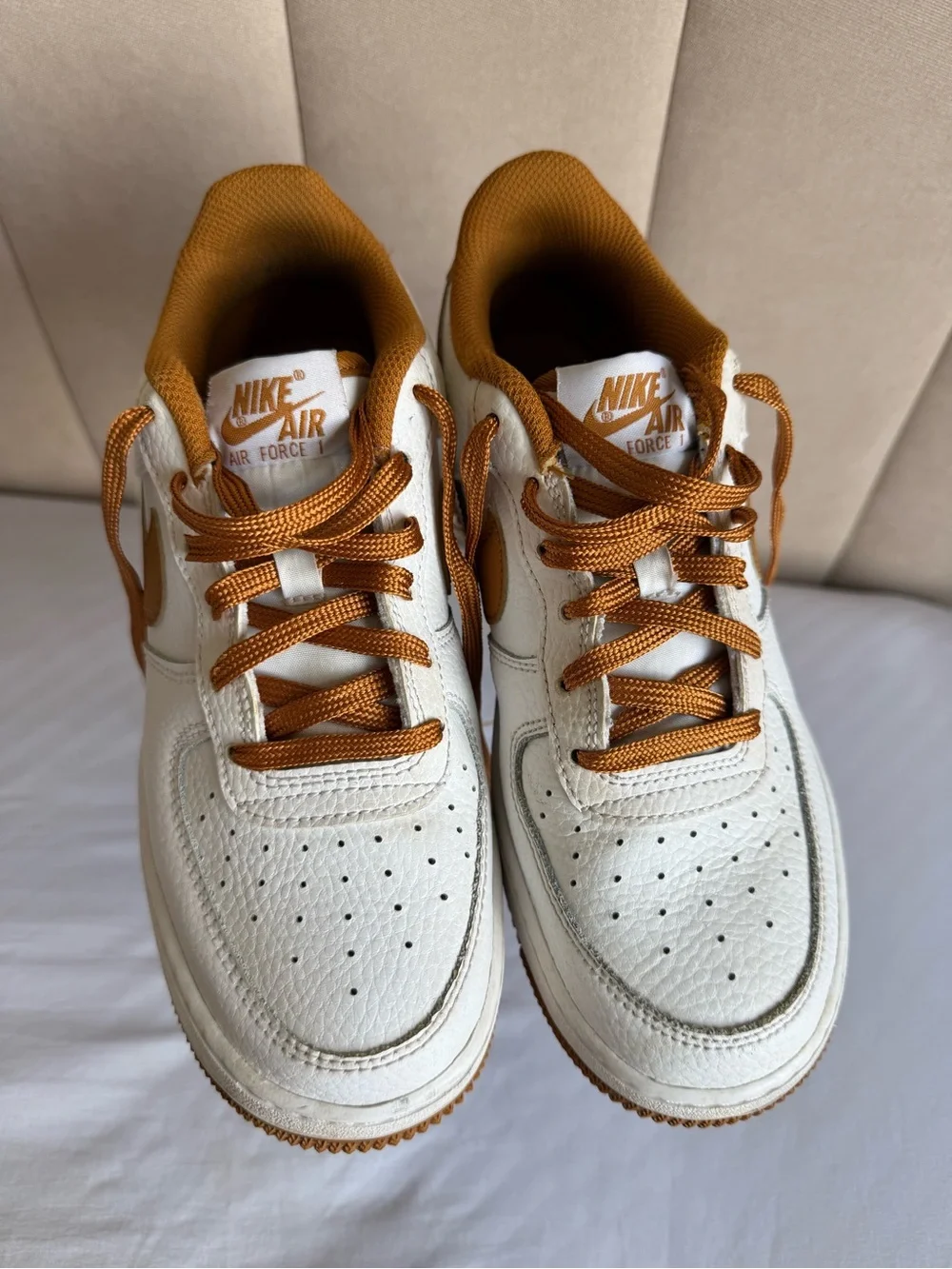 Nike Kids Low-Top Sneakers — White & Brown Swoosh